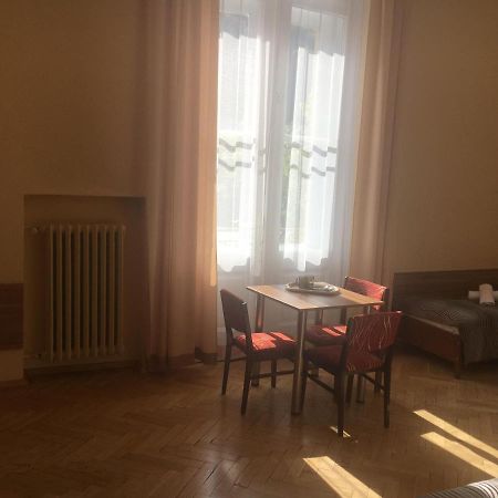 Stary Dom Zdrojowy Hotel Krynica Zdroj Luaran gambar