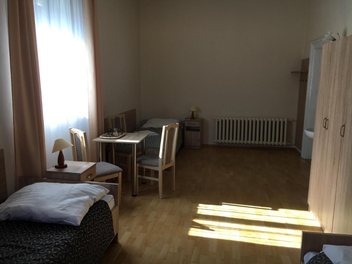 Stary Dom Zdrojowy Hotel Krynica Zdroj Luaran gambar