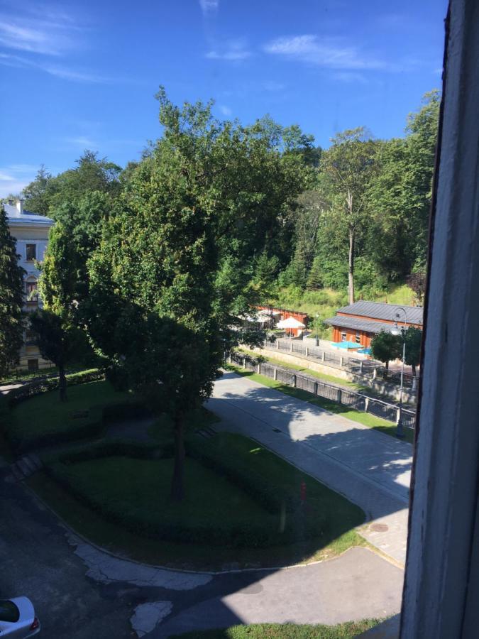 Stary Dom Zdrojowy Hotel Krynica Zdroj Luaran gambar