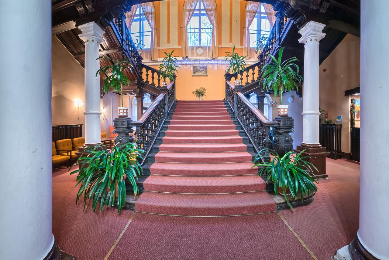 Stary Dom Zdrojowy Hotel Krynica Zdroj Luaran gambar